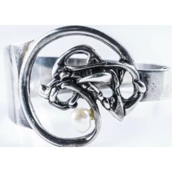 Vintage Estate Sterling Silver Bangle with Pearl - Picture 2 of 2